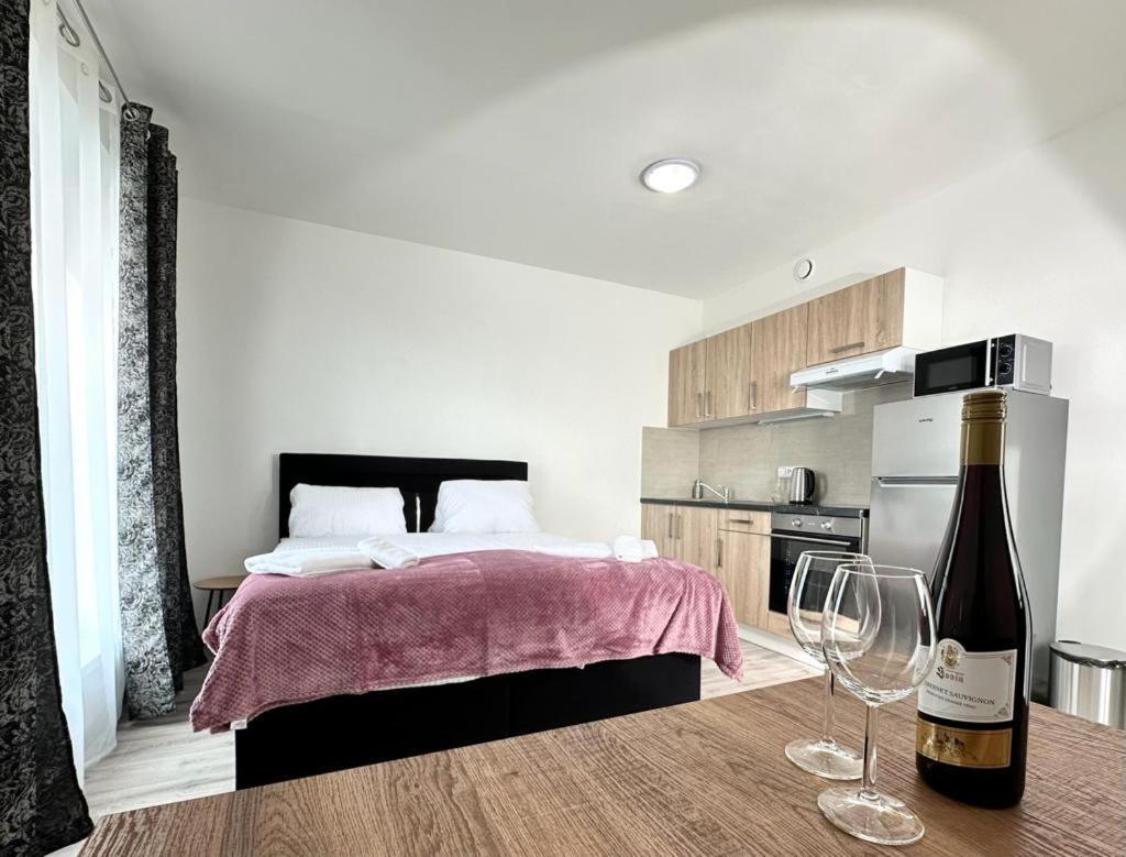 Sky Apartments 503 Plzen Ngoại thất bức ảnh